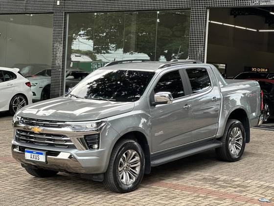 CHEVROLET S10 2.8 16V TURBO DIESEL HIGH COUNTRY CD 4X4 AUTOMÁTICO